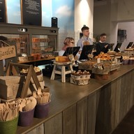 บรรยากาศ Secret Graden Outlet Uk