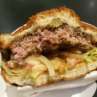 เมนูของร้าน DANIEL THAIGER สีลมซอย 8 ถนนสีลม