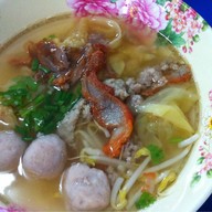 ก๋วยเตี๋ยวติดแอร์ เจ๊จวน