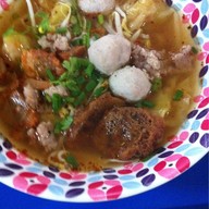 ก๋วยเตี๋ยวติดแอร์ เจ๊จวน