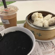 Tasty Congee & Noodle Wantun Shop Hong Kong Airport