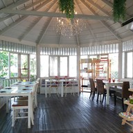 บรรยากาศ Jirathorn