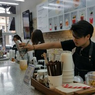 เมนูของร้าน Eureka Coffee Tap Saladaeng ศาลาแดง