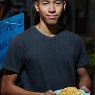 ข้าวไข่เจียวบุฟเฟ่ต์