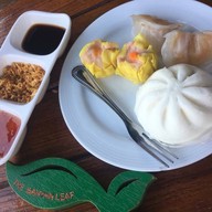 เมนูของร้าน The Banyan Leaf Resort