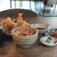 เมนูของร้าน Torotoro Sushi