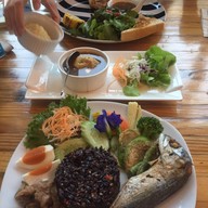 Eatery Clean Café