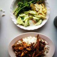 เมนูของร้าน เจ๊แหม่มแกงป่า