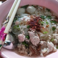 แช้มป์-ภัตรคารป้าหนอมโอชา