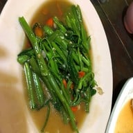 สวนอาหารลุงเหลิม