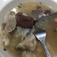 เมนูของร้าน ก๋วยเตี๋ยวหมูต้มยำตำลึงนายเอก กรุงเทพกรีฑา