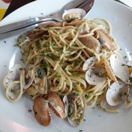 เมนูของร้าน Yellow Mellow Pasta Bar & Cafe Seen space