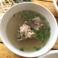 ก๋วยเตี๋ยวลุงพี