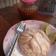 ข้าวมันไก่ดารา