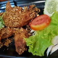 เมนูของร้าน อัมพวาฮาเฮ