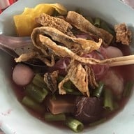 เมนูของร้าน ก๋วยเตี๋ยวลูกชิ้นแคระ เจ้าเก่าอุดมสุข