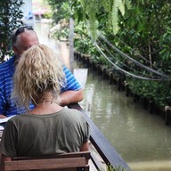 บรรยากาศ The Peace Cafe x Hostel