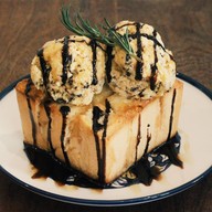 เมนูของร้าน The Peace Cafe x Hostel