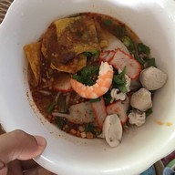 จันทราก๋วยเตี๋ยวทะเล แหลมงอบ