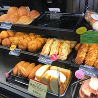 Kiosk หน้าJR Osaka