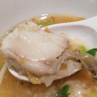 เมนูของร้าน ข้าวต้มปลานำชัยบางรัก Eathai