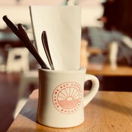 บรรยากาศ Supreme Supreme