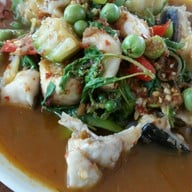 ครัวลูกเงาะ  สลกบาตร