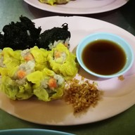 เมนูของร้าน อ๋องทิพย์รส (อ๋องช้างเผือกลูกชิ้นหัวนม)