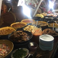 ข้าวต้มวงเวียนรถไฟ หัวหิน