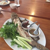 เมนูของร้าน กุ้งเป็น