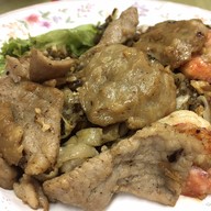 เมนูของร้าน ก๋วยเตี๋ยวผัดงี่เง่า เจ๊เบญโอเดี้ยน เยาวราช