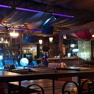 บรรยากาศ Jabalah Live Music & Restaurant