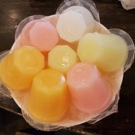 เมนูของร้าน ไส้กรอกชาละวัน (ป้ามาก)