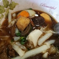 เมนูของร้าน ภัทรธิชาก๋วยจั๊บน้ำข้น ตลาดรังสิต