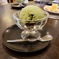 เมนูของร้าน ไส้กรอกชาละวัน (ป้ามาก)