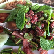 เมนูของร้าน ครัวไม้เมือง บางพระ ศรีราชา