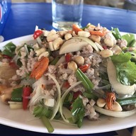 อร่อยบนมอ