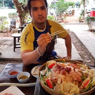 หมูกระทะเจ๊หงษ์ ลี้