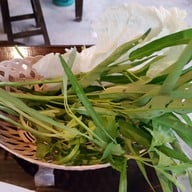 หมูกระทะเจ๊หงษ์ ลี้