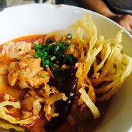 เมนูของร้าน ขนมจีนบ้านคุณย่า สนามบินน้ำ