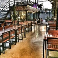 ร้านสะบายดี และร้าน JOKE BY SABAIDEE