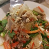 เมนูของร้าน ครัวคุณกล้า กินเส้นในซอย by คุณกล้า