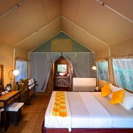 หินตกริเวอร์แค้มป์ ณ ช่องเขาขาด