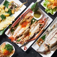 เมนูของร้าน มูน ริเวอร์ MOON RIVER Silk Dining Restaurant