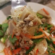 เมนูของร้าน ครัวคุณกล้า กินเส้นในซอย by คุณกล้า