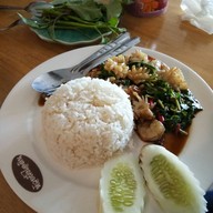 เมนูของร้าน ห้วยผึ้ง ไอดิน