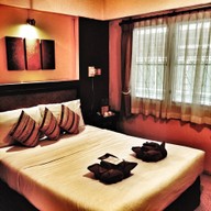 บ้านอ้ายหล้า