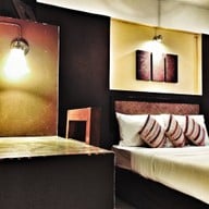 บ้านอ้ายหล้า