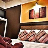 บ้านอ้ายหล้า