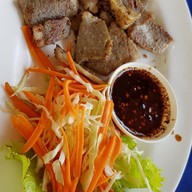 เมนูของร้าน ริมน้ำหนองบัว